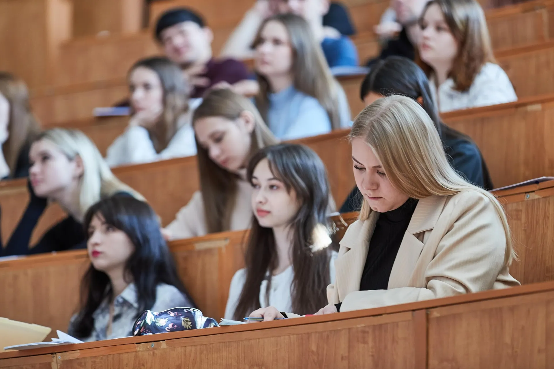По новым правилам студентов, обучающихся по целевым направлениям, могут отчислять в любой момент, а финансовые санкции заменены требованием возврата компенсации.