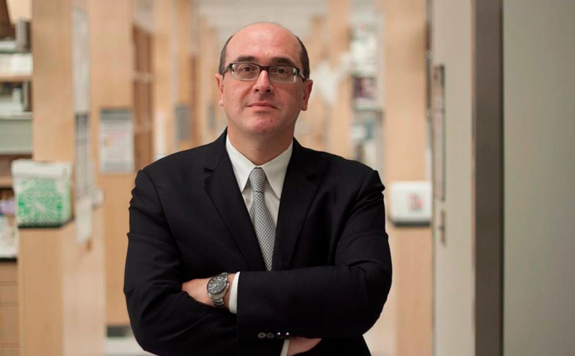 Физик Андрей Ростовцев рассказал о вкладе учёного Алексея Кабанова в мировую и российскую науку и связал преследование независимых учёных с деградацией правовой среды и последствиями затянувшейся войны.