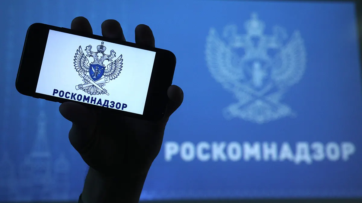 Роскомнадзор заблокировал сайт независимого медиа, указав на наличие материалов с «пропагандой нетрадиционных сексуальных отношений». Редакция называет это надуманным поводом и намерена продолжать работу внутри России.