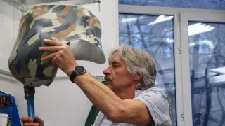 Власти заявили о планах расширить сеть протезно-ортопедических реабилитационных центров на базе ФМБА. Рост потребности в протезировании и медреабилитации связывают с увеличением числа тяжело раненных, в том числе участников СВО.