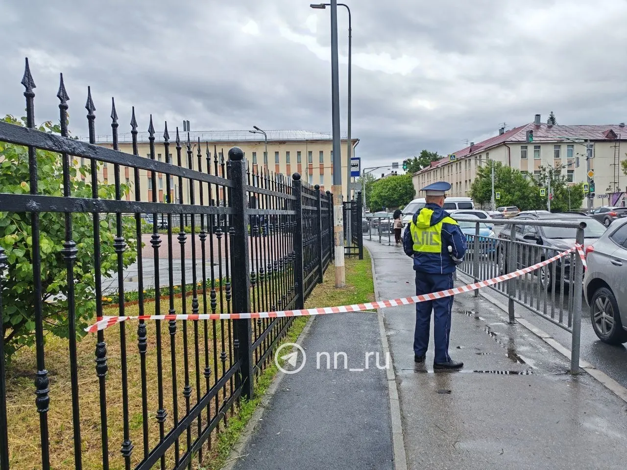 Над регионом были сбиты дроны. В Нижнем Новгороде пострадало здание областного суда, пострадавших пока не зафиксировано; на месте работают полиция и МЧС.
