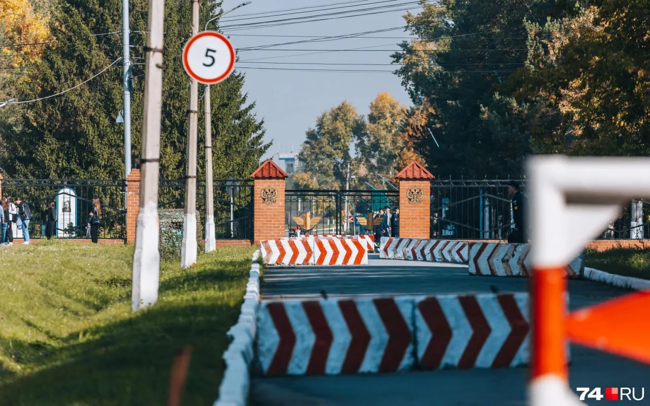 Правительство распорядилось вывести ЧВВАКУШ из подчинения Военно-воздушной академии — училище вернёт самостоятельный статус. Реорганизацию должны завершить к 1 сентября 2026 года, штат составит 6050 человек.