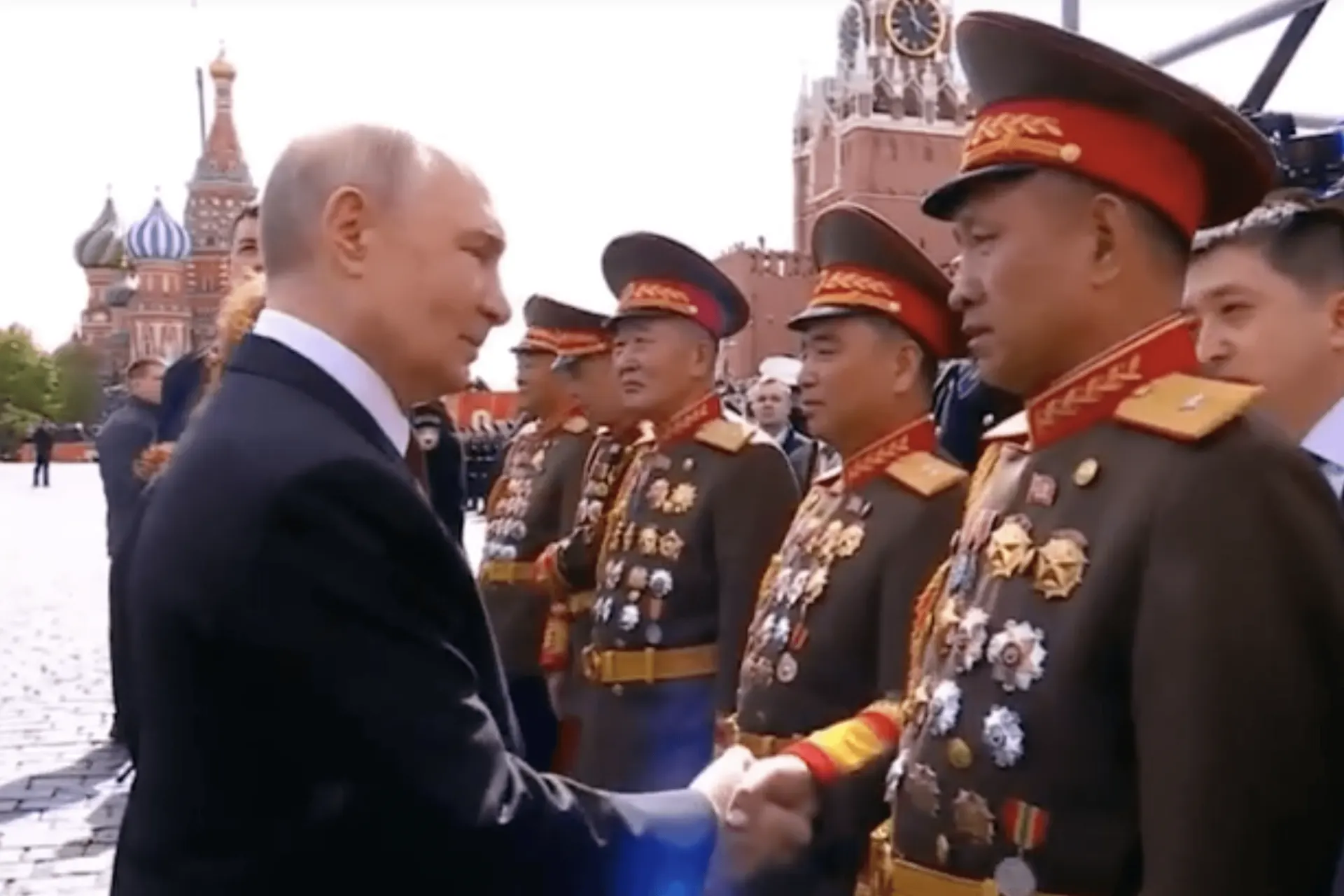 В декабре 2025 года в закрытом формате были вручены российские государственные награды северокорейским командирам, участвовавшим в боях в Курской области. Фотографии церемонии появились в мемориальном музее в Пхеньяне.