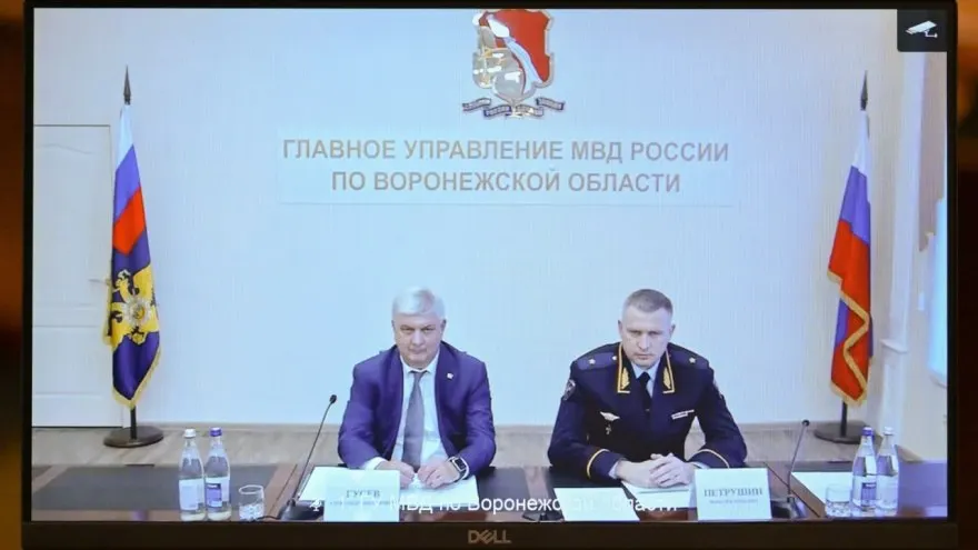 Президент назначил Максима Петрушина начальником ГУ МВД по Воронежской области. Ранее он руководил УМВД Ульяновской области; в его период в Ульяновске зафиксирован рост выявляемости тяжких преступлений.