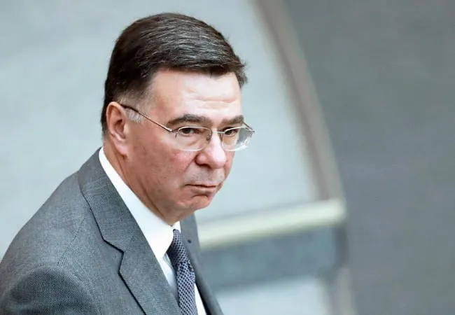 Александр Панкин на Петербургском международном экономическом форуме подчеркнул устойчивость российской экономики и отверг ярлык «бензоколонки».