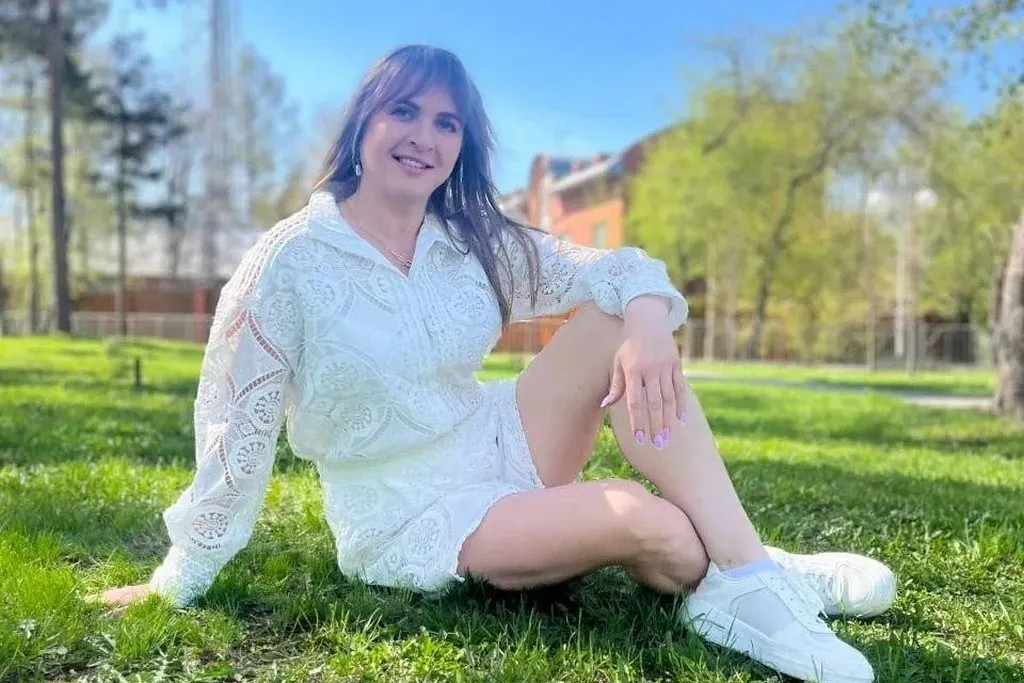 1 июня в посёлке Казенная Заимка Анна Гавриленко вытащила из глубокого участка озера двух одиннадцатилетних девочек; детям медицинская помощь не потребовалась.