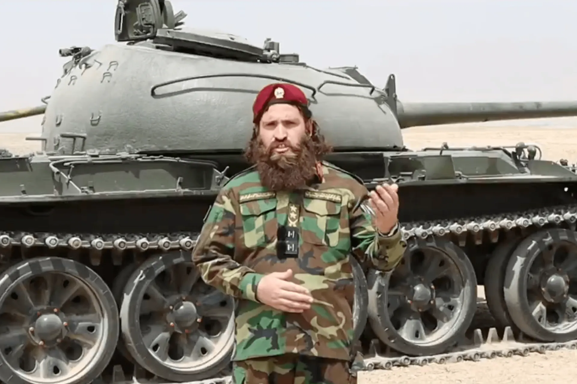 По рамочному соглашению о военно‑техническом сотрудничестве, подписанному 27 мая, Россия может оказать помощь в ремонте и обслуживании техники советского производства, находящейся у движения «Талибан». Детали соглашения не раскрываются.