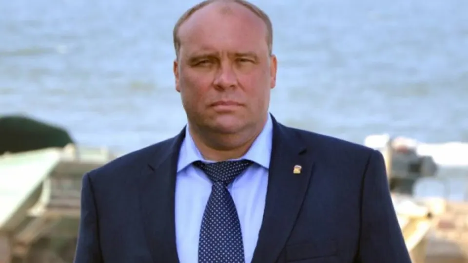 Член комитета Госдумы по обороне заявил, что российская армия готова усилить удары по объектам, связанным с производством оружия для Украины в Европе. Минобороны публиковало списки подобных предприятий, а ПВО России сообщает о сотнях перехваченных беспилотников.