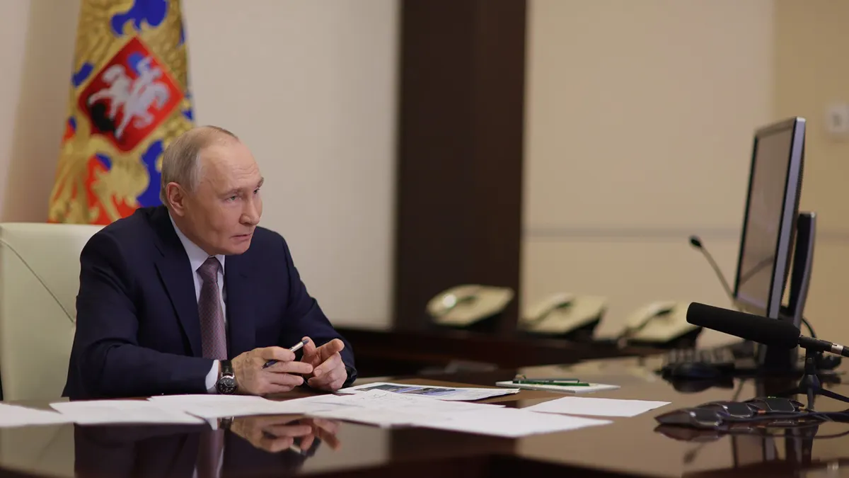 Указ позволяет вводить внешнее управление над критически важными объектами в случае несвоевременного выполнения мер по обеспечению их безопасности.