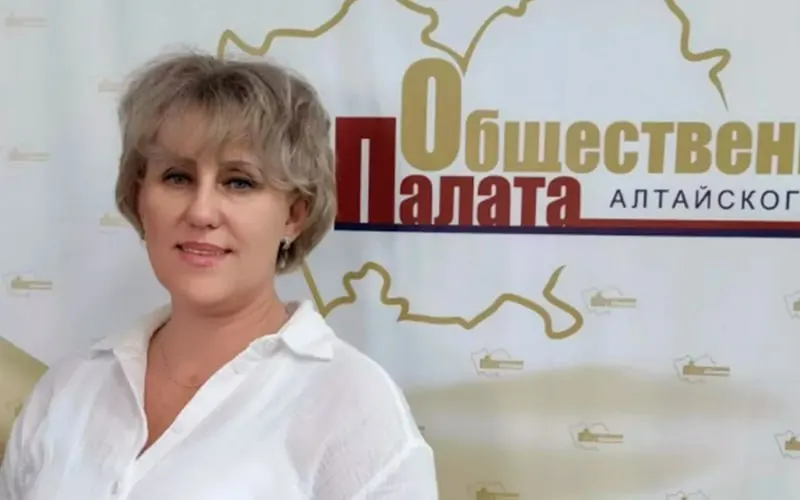 51-летняя Ольга Чехонадских, баллотировавшаяся в заксобрание от Справедливой России, найдена погибшей на улице в центре Барнаула. По предварительным данным причиной смерти стал тромб.