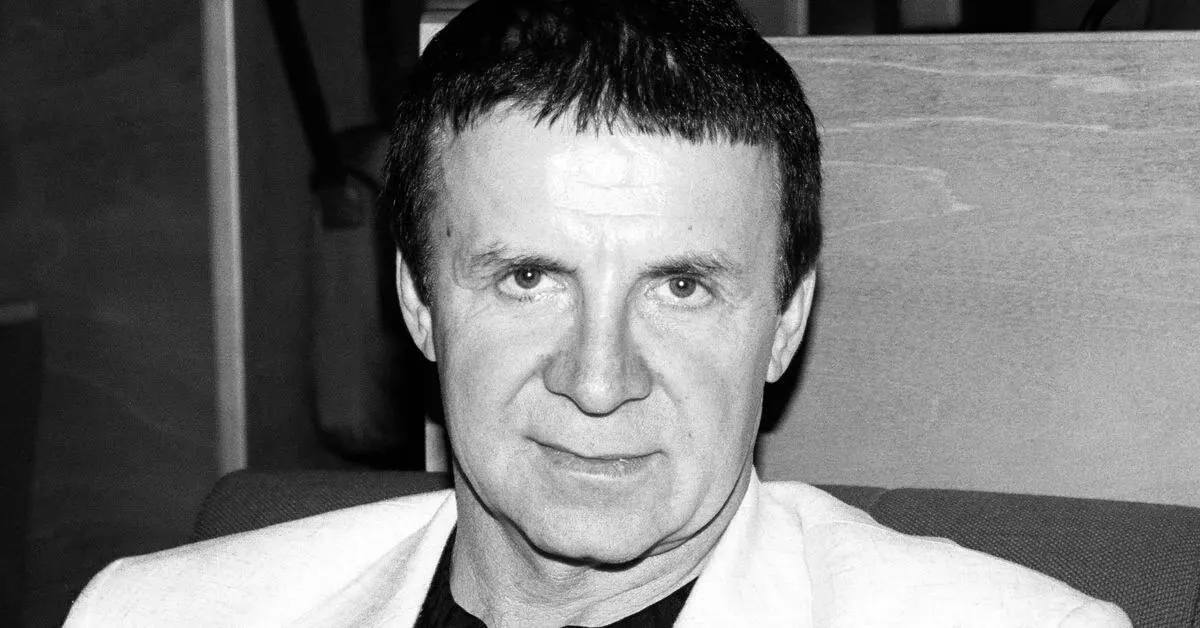 Известный медиум Анатолий Кашпировский скончался.